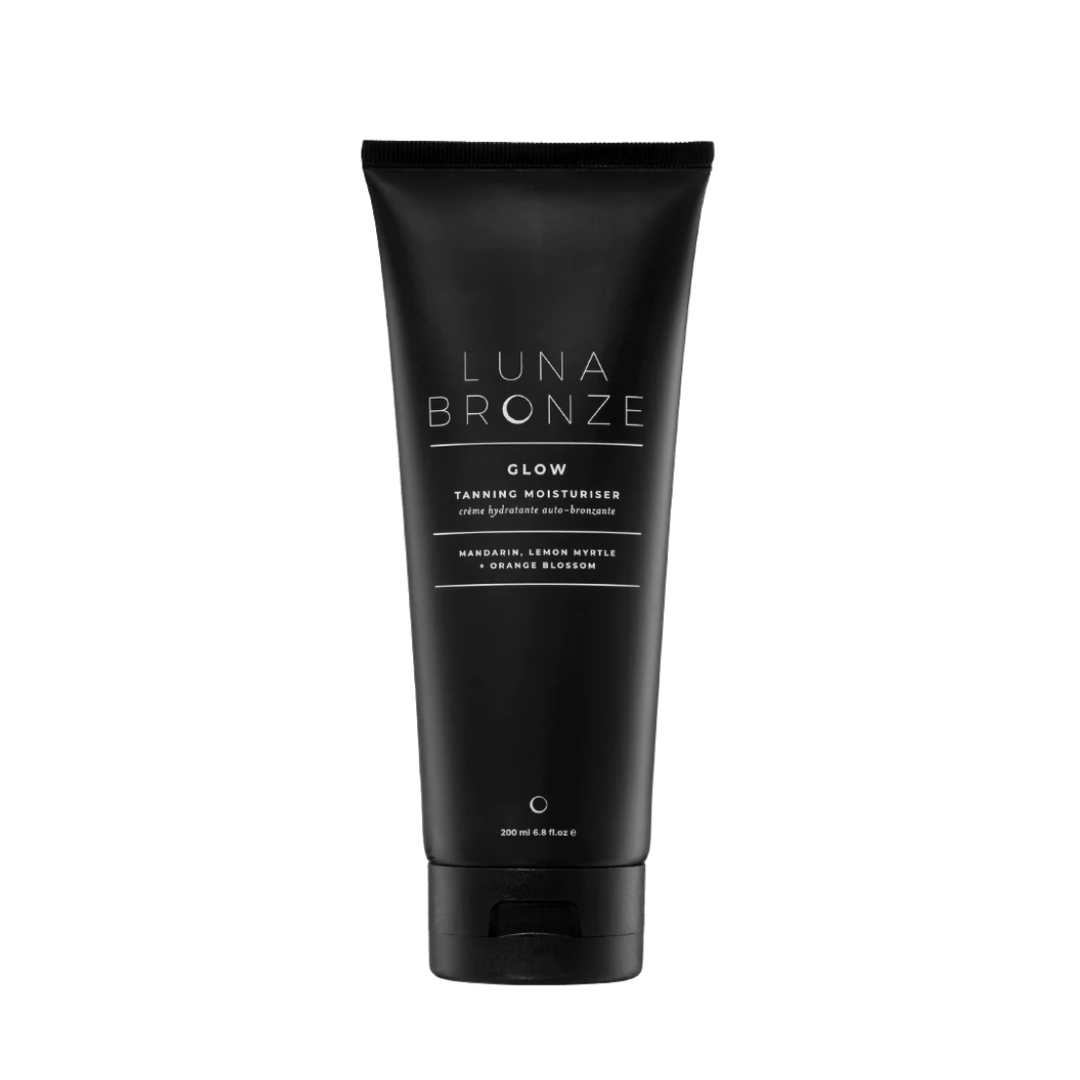 Luna Bronze Glow Gradual Tanning Moisturizer